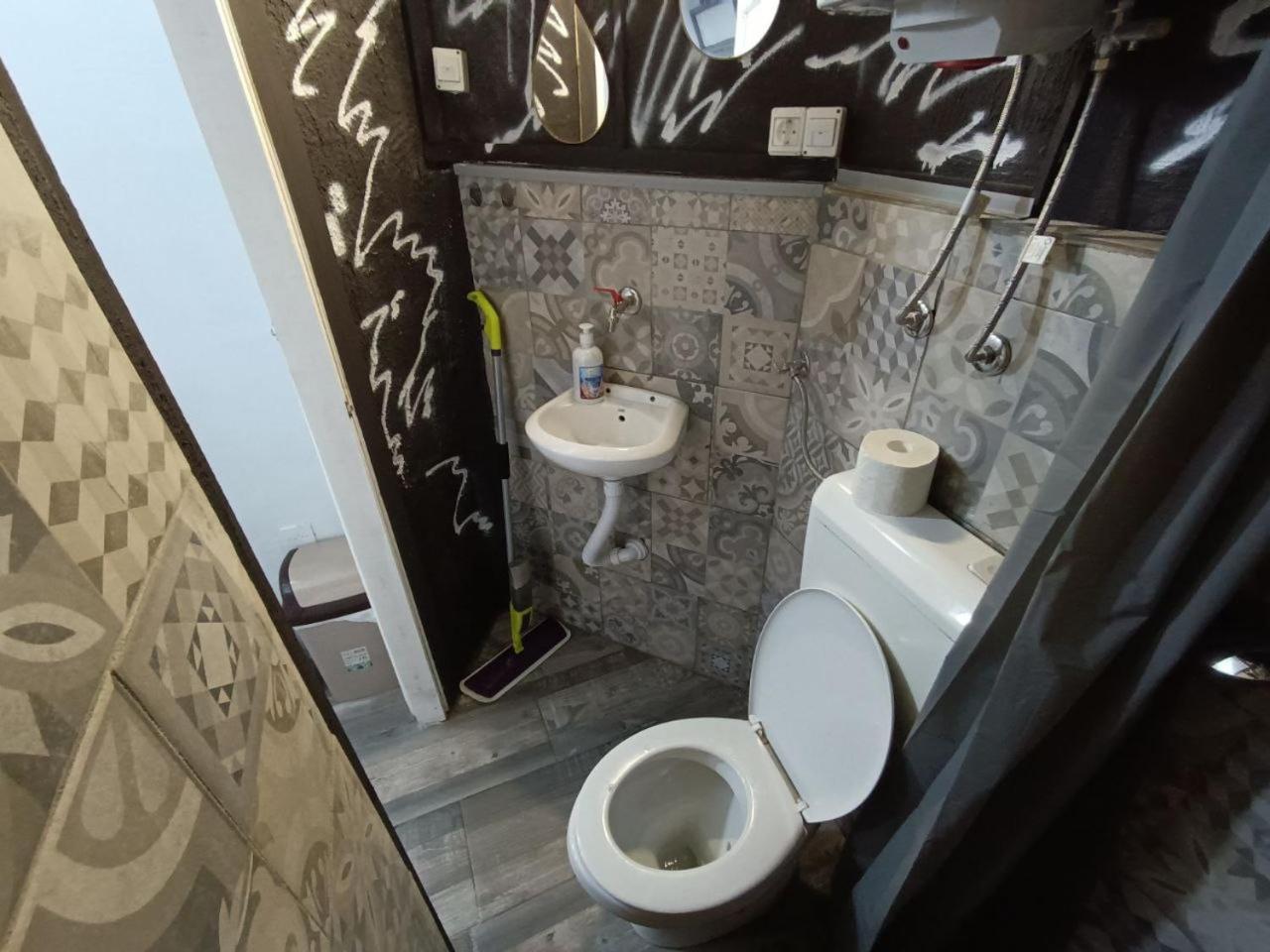 Papagajka Art And Fun Apartment Sarajevo Luaran gambar